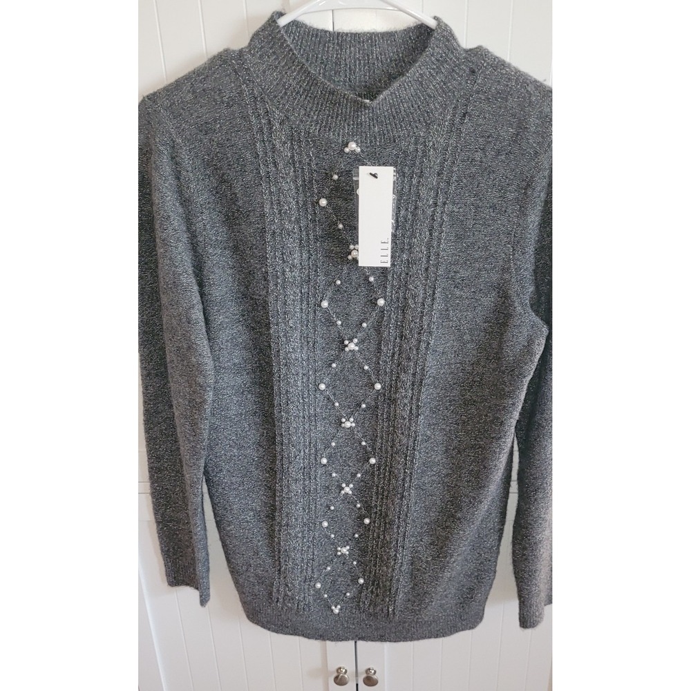 Elle sweater nwt small beading